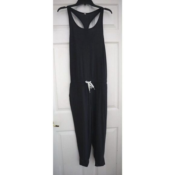 Vuori Women's Sz S Charcoal Gray Heather Racerback One-Piece Lux Jumpsuit - Picture 1 of 10